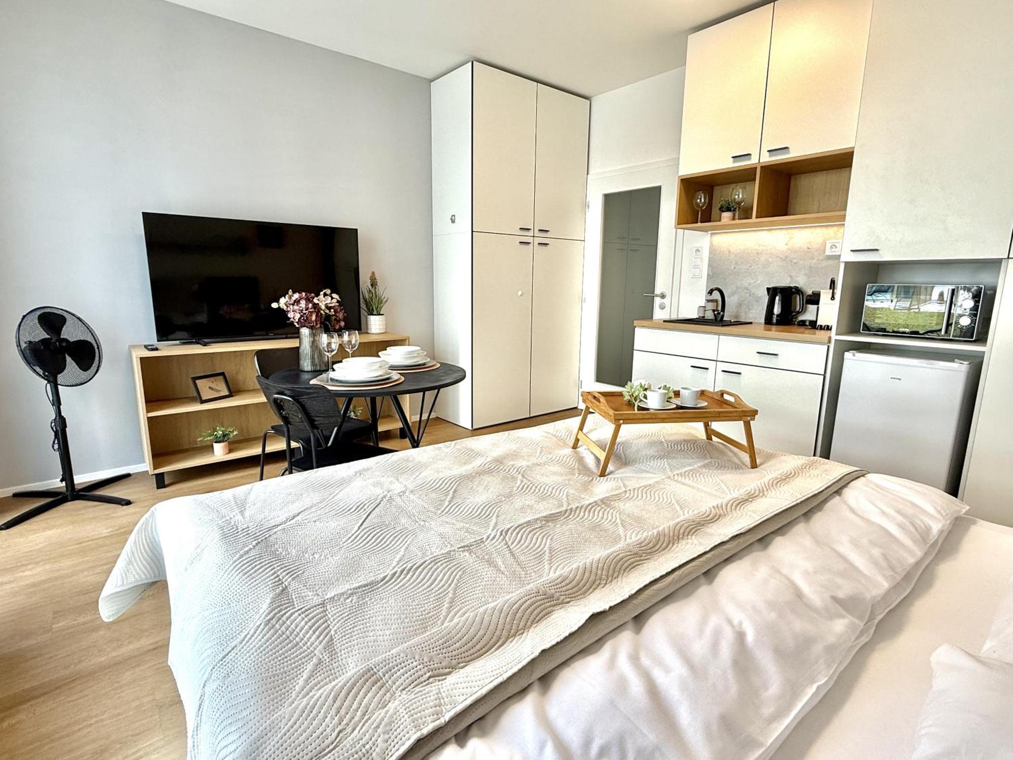 City Relax Apartments With Free Parking, 10 Mins Walk To City Centre Brno Exterior photo
